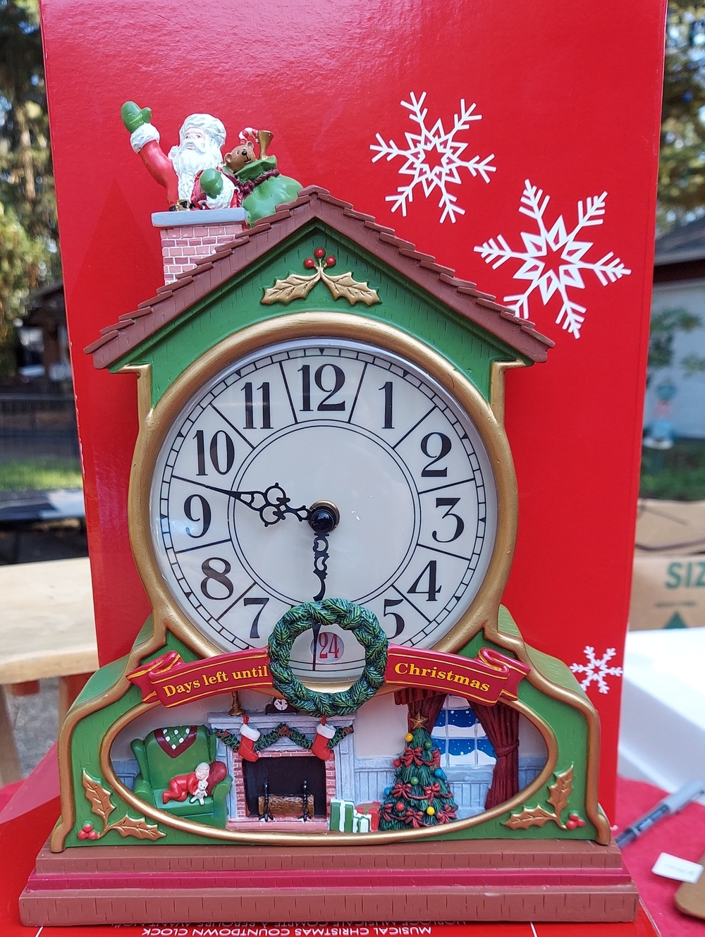 Avon Green and Gold Musical Christmas Mantel Clock